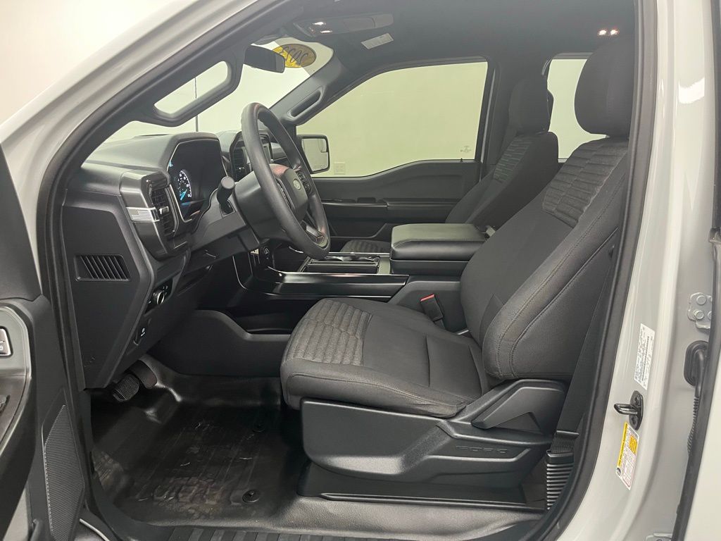 2023 Ford F-150 XL photo 14