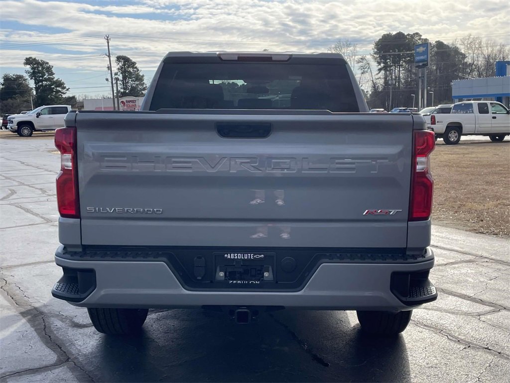 2025 Chevrolet Silverado 1500 RST photo 4