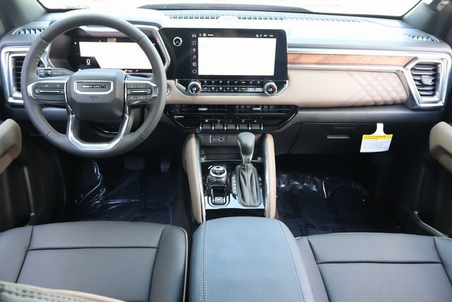 2026 Gmc Canyon Denali photo 13