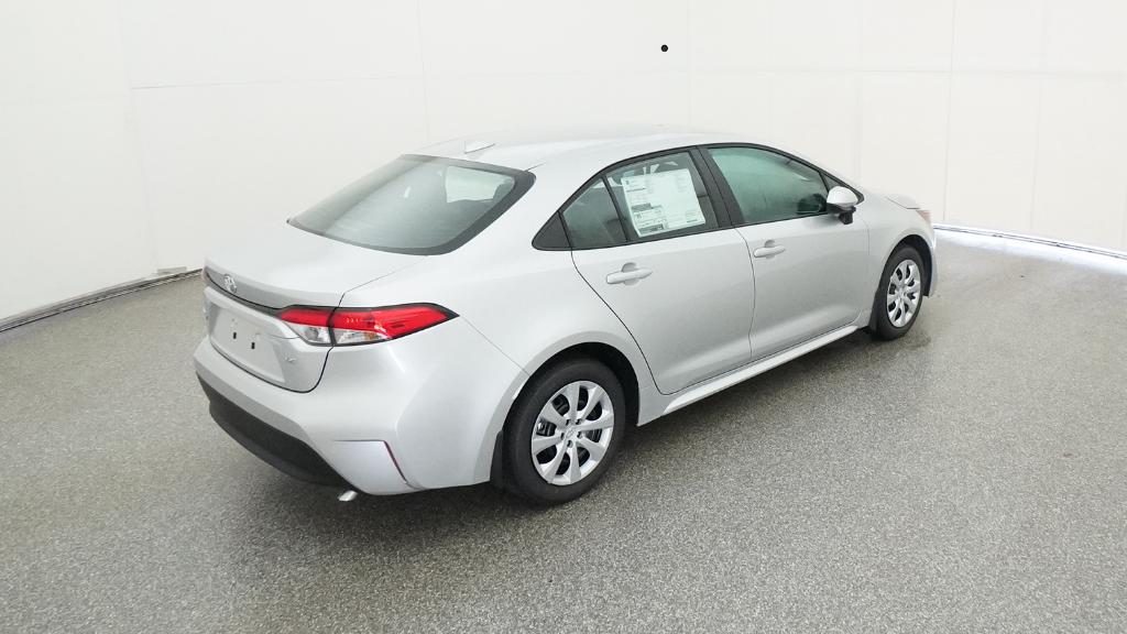 2025 Toyota Corolla LE photo 21