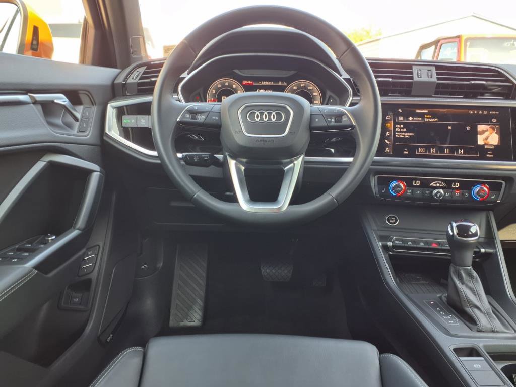 2024 Audi Q3 S line Premium Plus photo 7