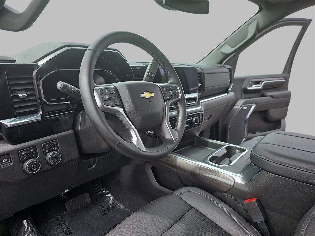 2024 Chevrolet Silverado 2500HD LTZ photo 16