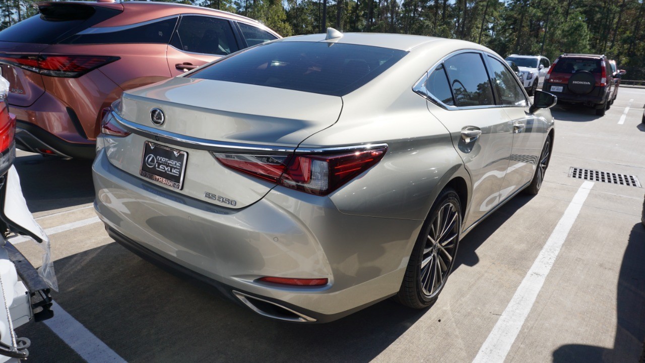 2023 Lexus ES 350 photo 3