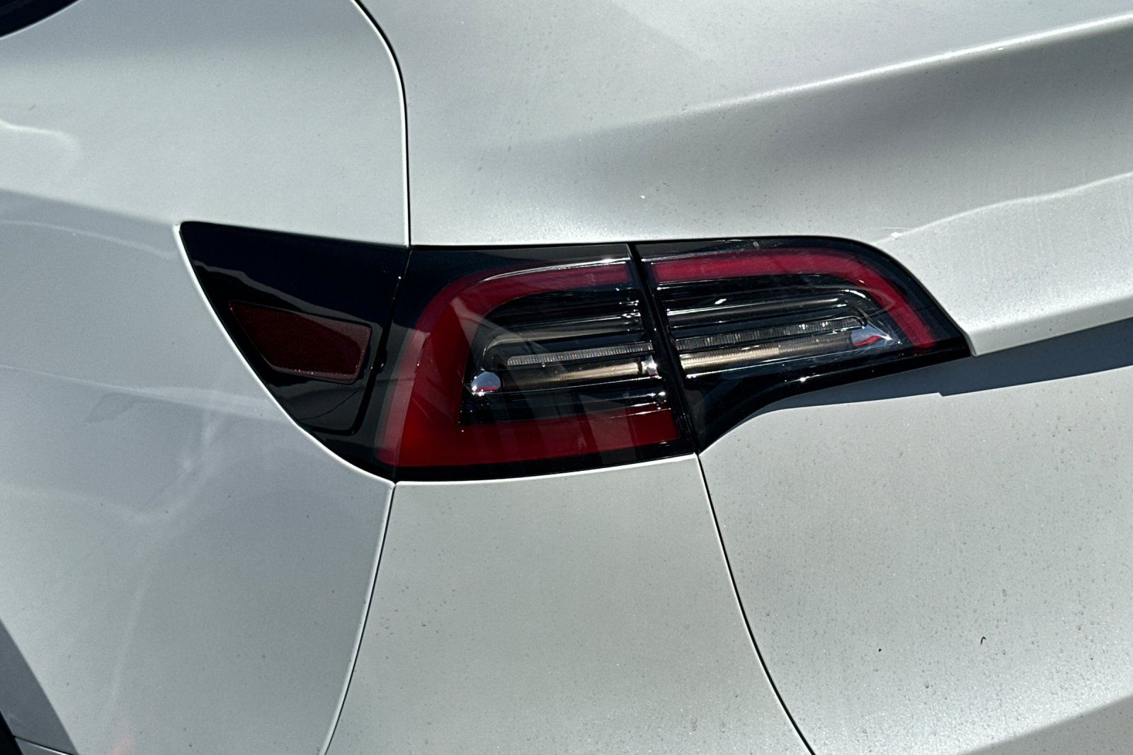 2021 Tesla Model Y Long Range photo 8