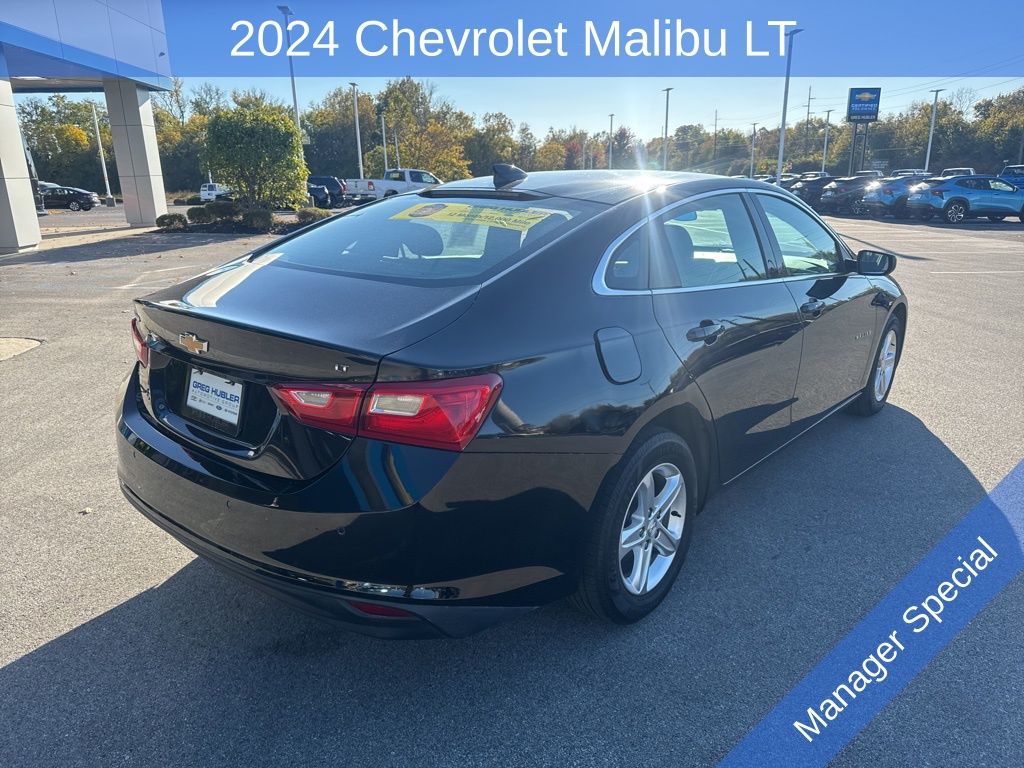 2024 Chevrolet Malibu 1LT photo 3