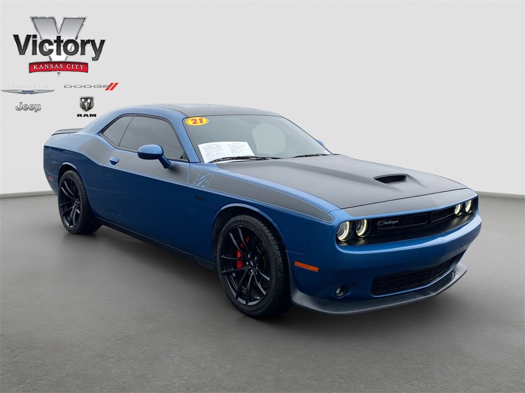 2021 Dodge Challenger R/T's photo