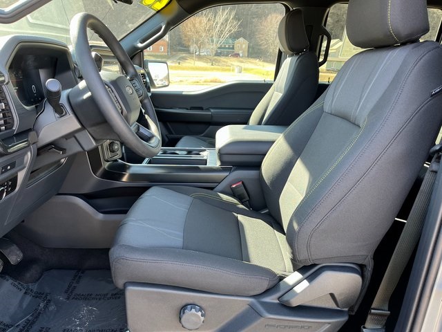 2025 Ford F-150 STX photo 10