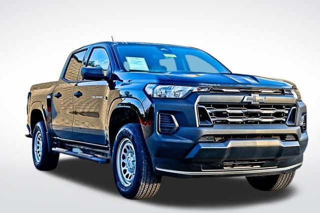 2025 Chevrolet Colorado Work Truck's photo