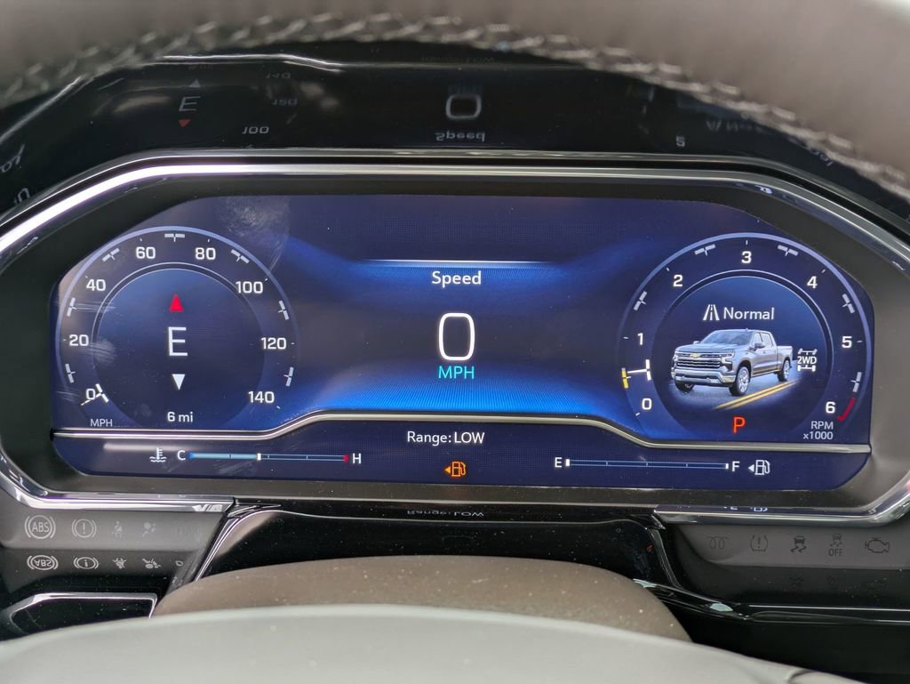 2025 Chevrolet Silverado 1500 LT photo 14