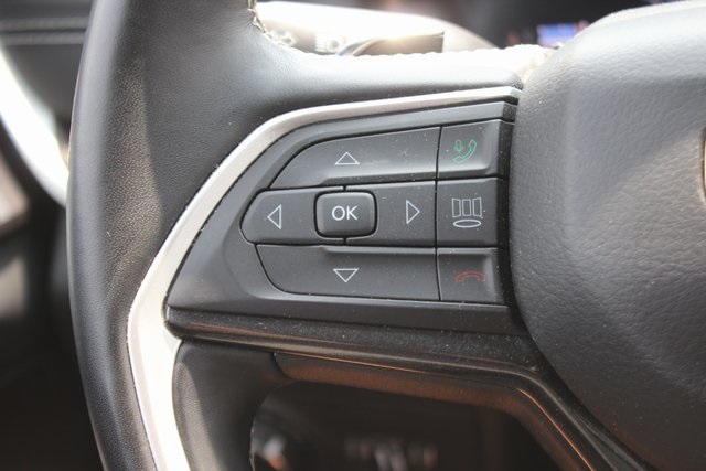 2021 Jeep Grand Cherokee Laredo photo 12
