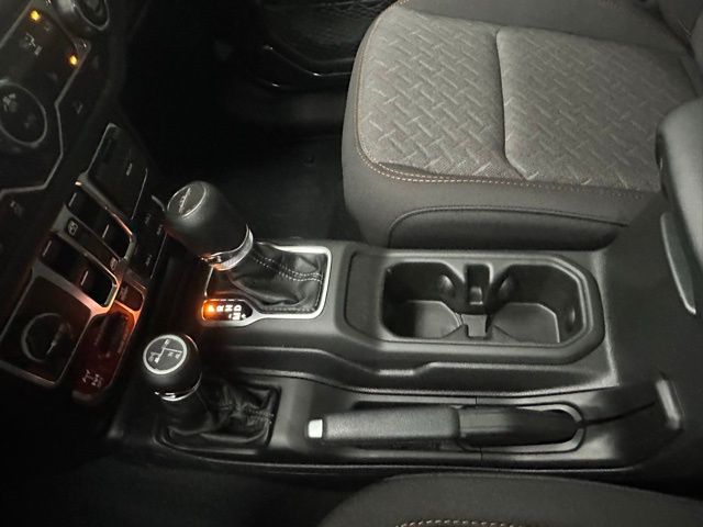 2025 Jeep Gladiator Mojave photo 25