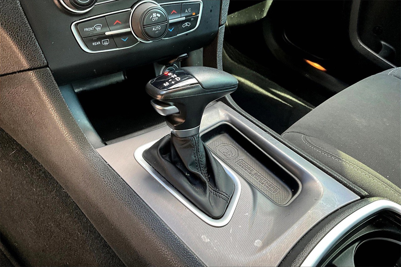 2023 Dodge Charger R/T photo 26