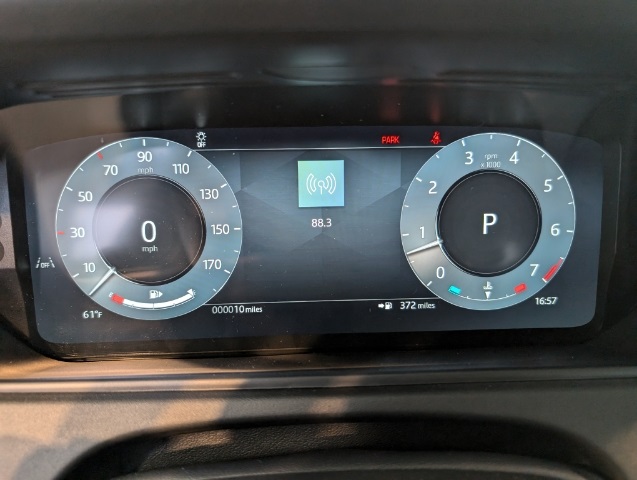 2025 Land Rover Range Rover Velar S photo 16