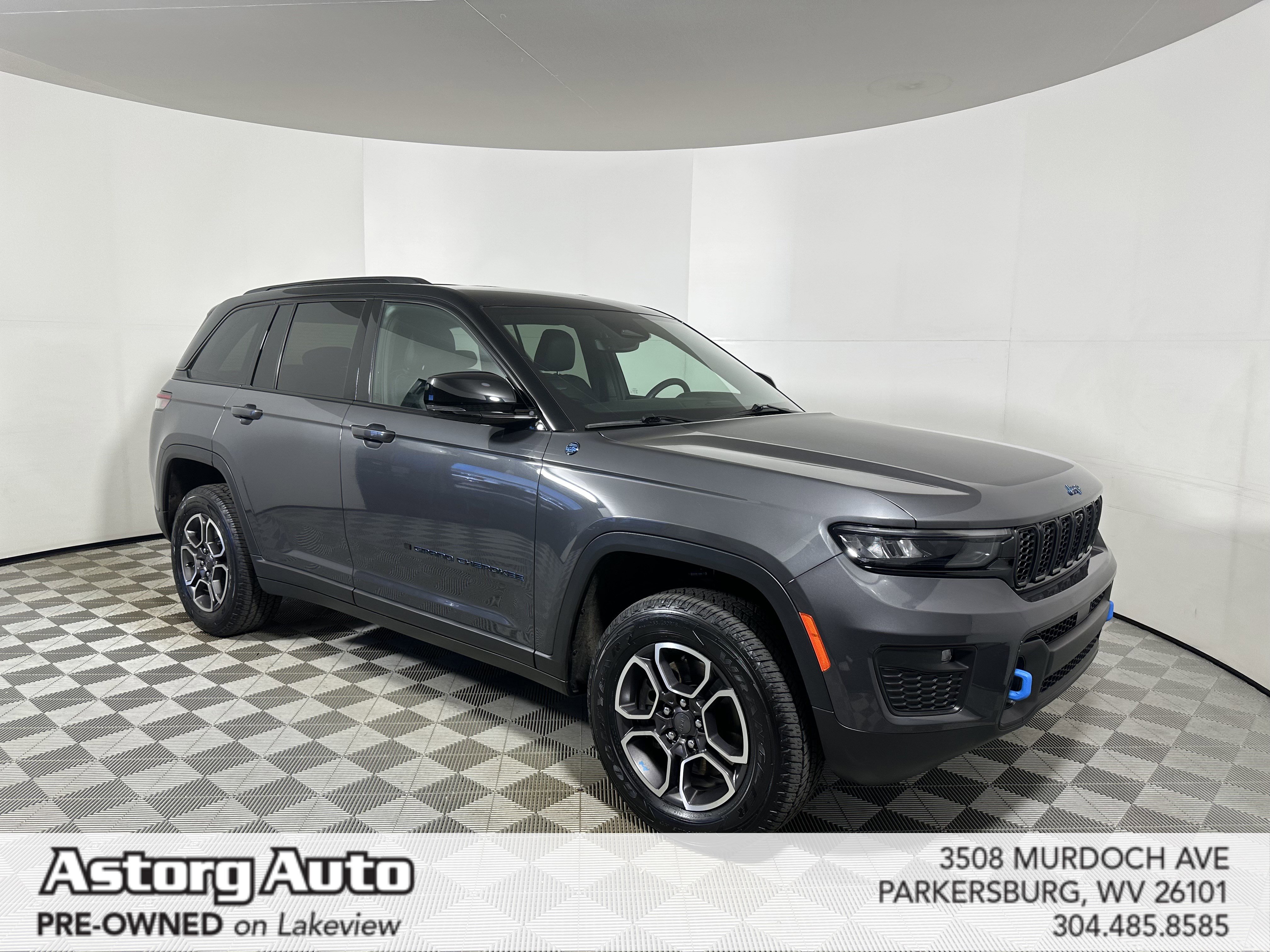 2022 Jeep Grand Cherokee Trailhawk 4xe's photo