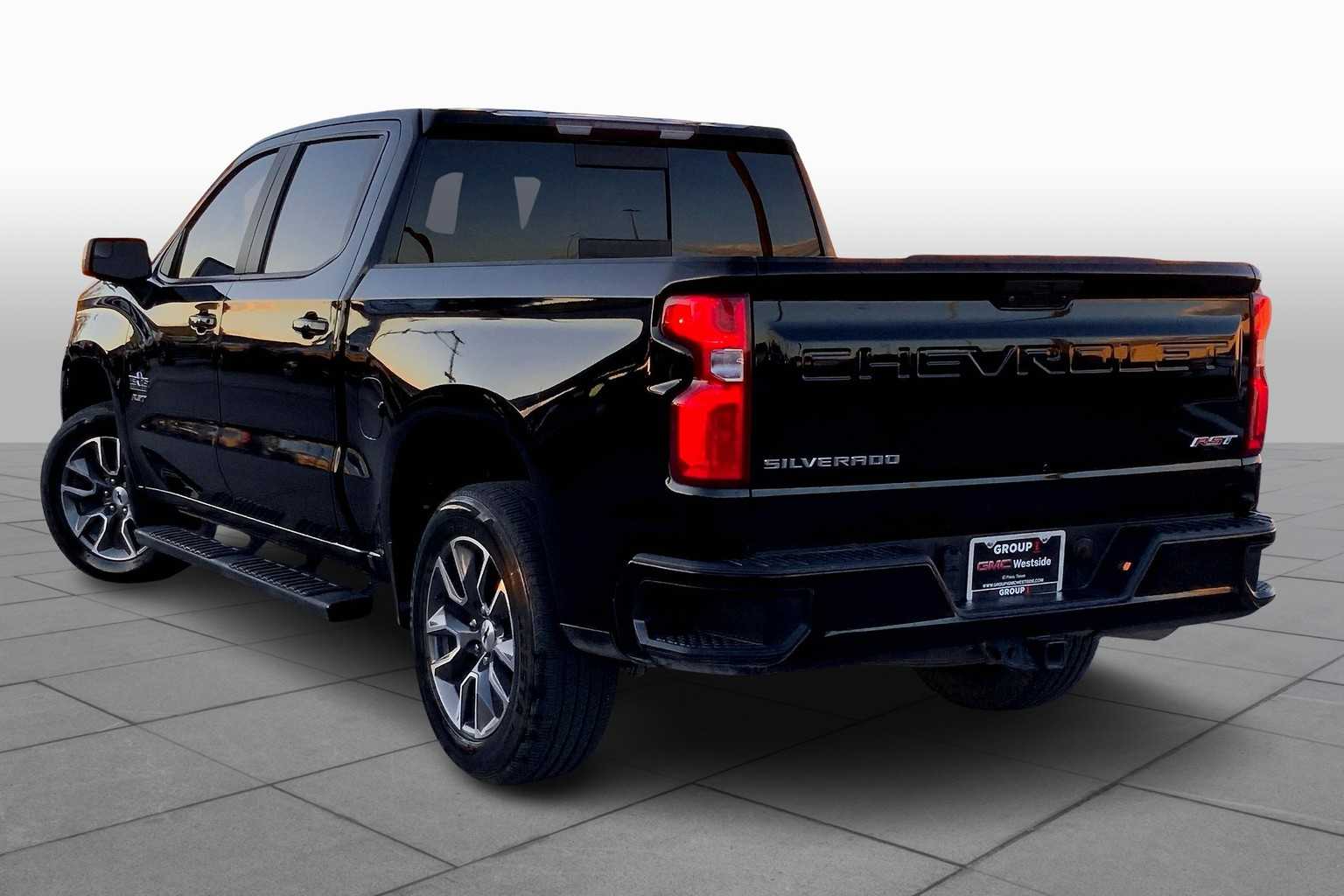 2020 Chevrolet Silverado 1500 RST photo 10