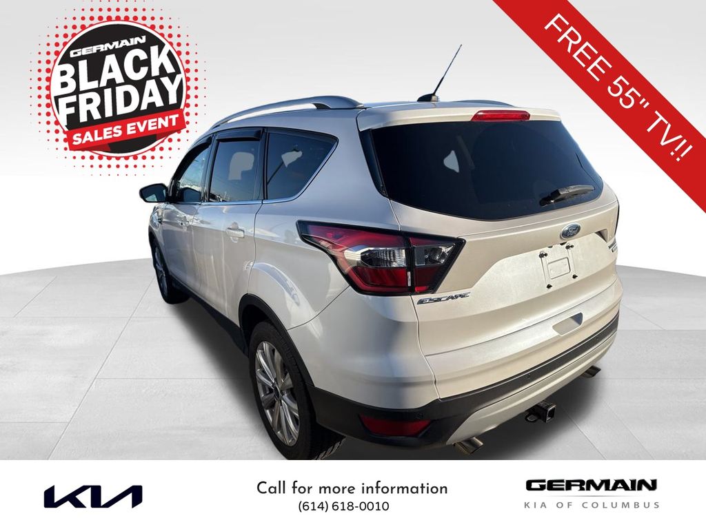 2017 Ford Escape Titanium photo 3