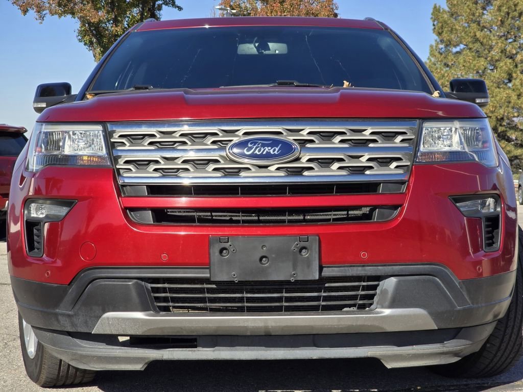 2018 Ford Explorer XLT photo 2