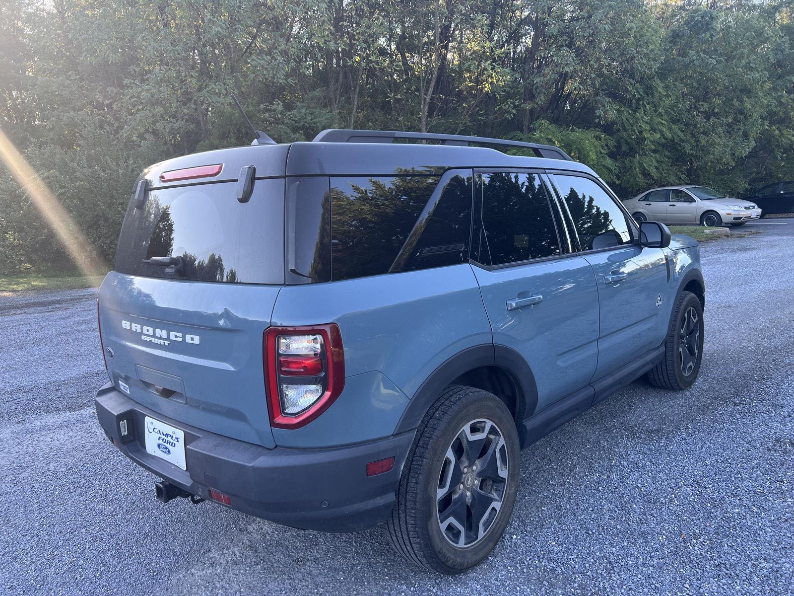 2021 Ford Bronco Sport Outer Banks photo 3