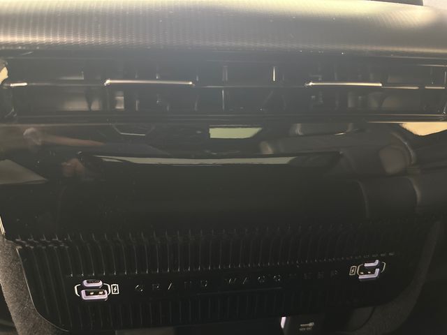 2024 Jeep Grand Wagoneer II photo 48