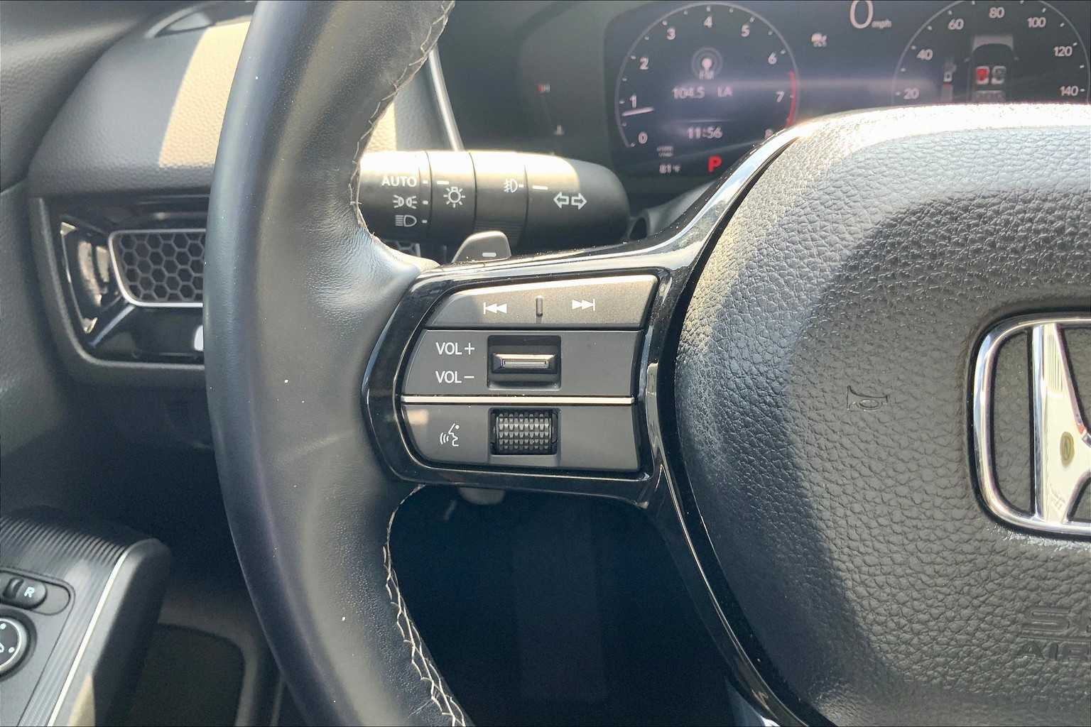 2024 Honda Civic Hatchback Sport Touring photo 22
