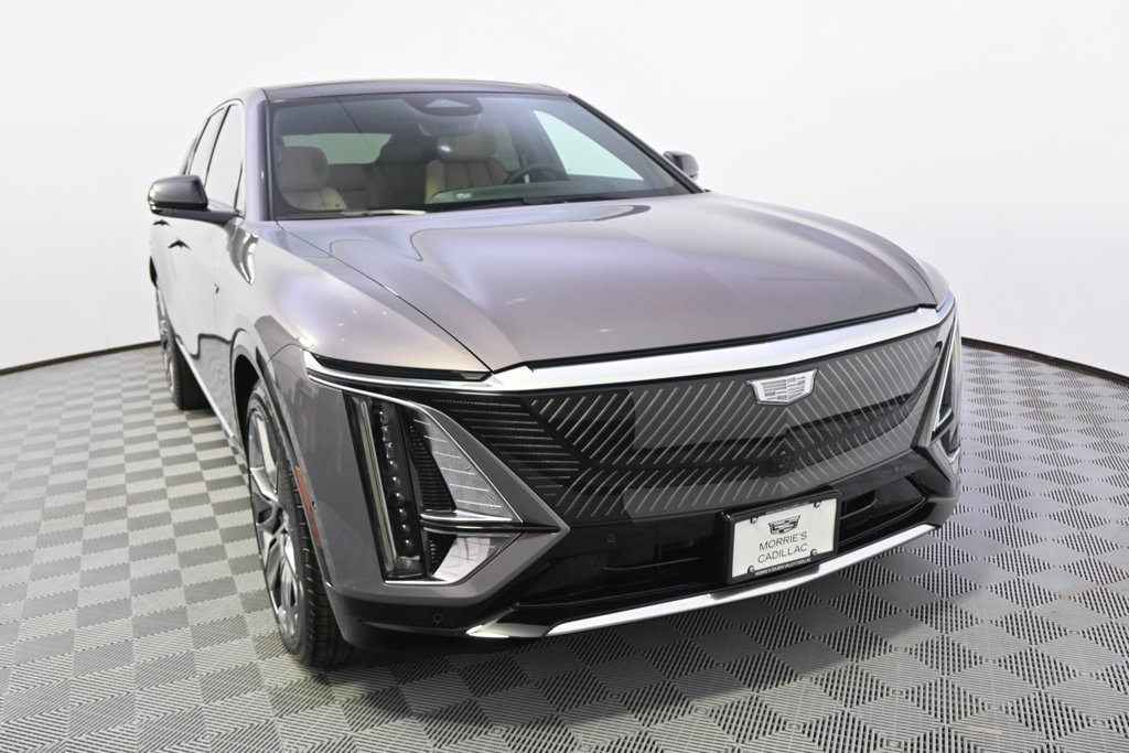 2025 Cadillac Lyriq Luxury photo 9
