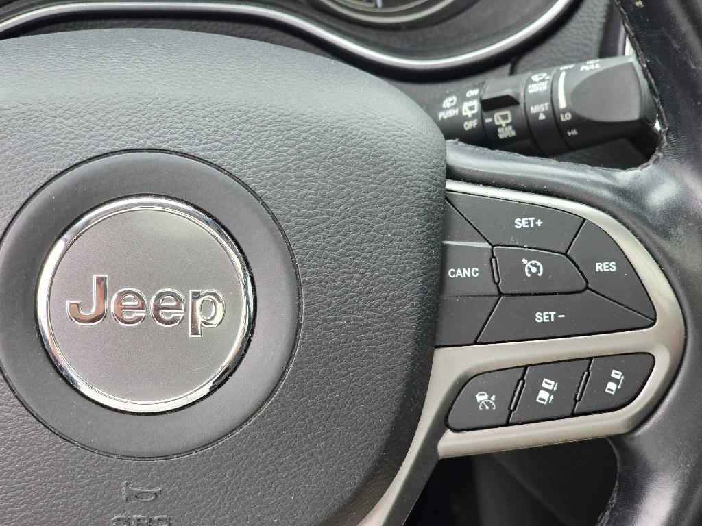 2021 Jeep Cherokee Limited photo 13