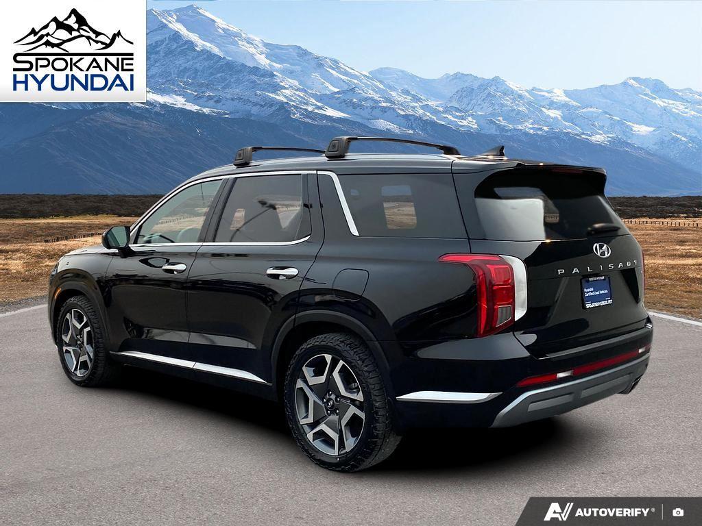 2023 Hyundai Palisade Limited photo 2