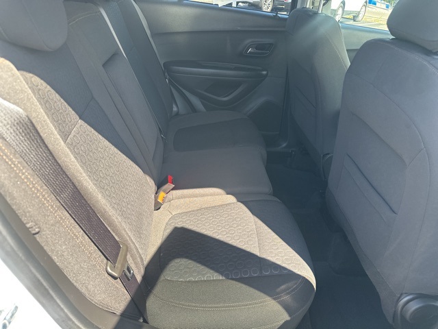 2022 Chevrolet Trax LS photo 20