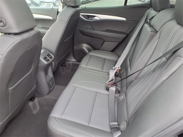 2025 Buick Envision Avenir photo 9