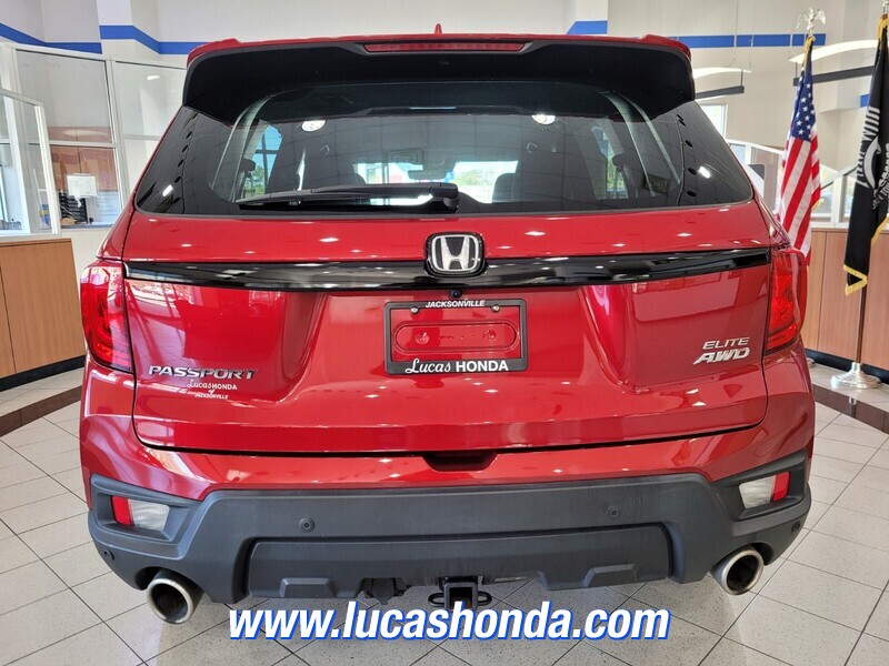 2023 Honda Passport Elite photo 3