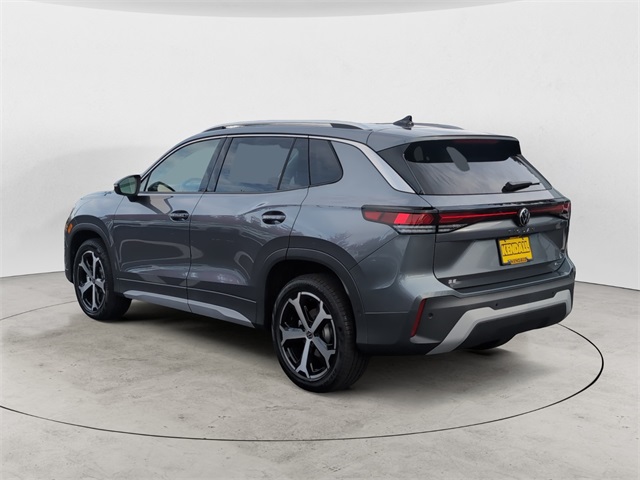 2026 Volkswagen Tiguan SE photo 2