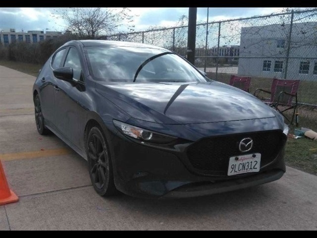 2024 Mazda CX-3 Sport's photo