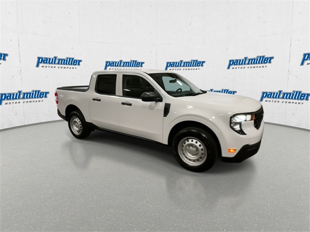 2025 Ford Maverick XL photo 2