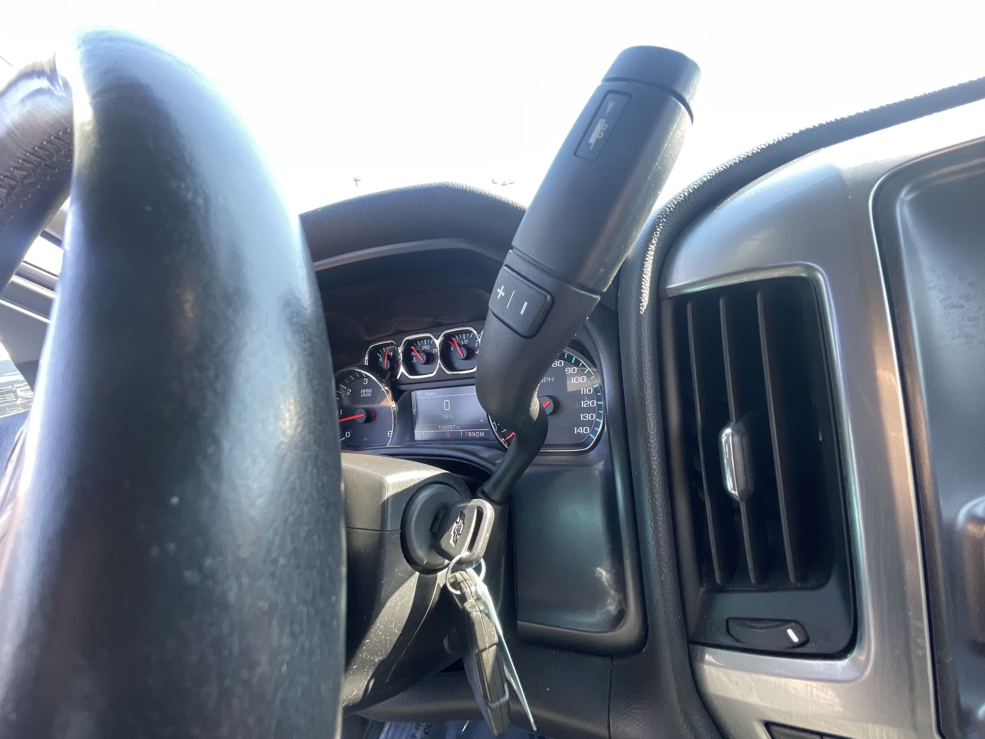 2015 Chevrolet Silverado 1500 LT photo 38
