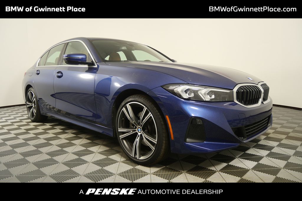 2024 BMW 3 Series 330i's photo