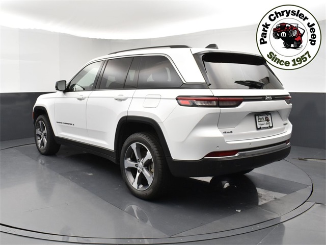 2023 Jeep Grand Cherokee Limited photo 4