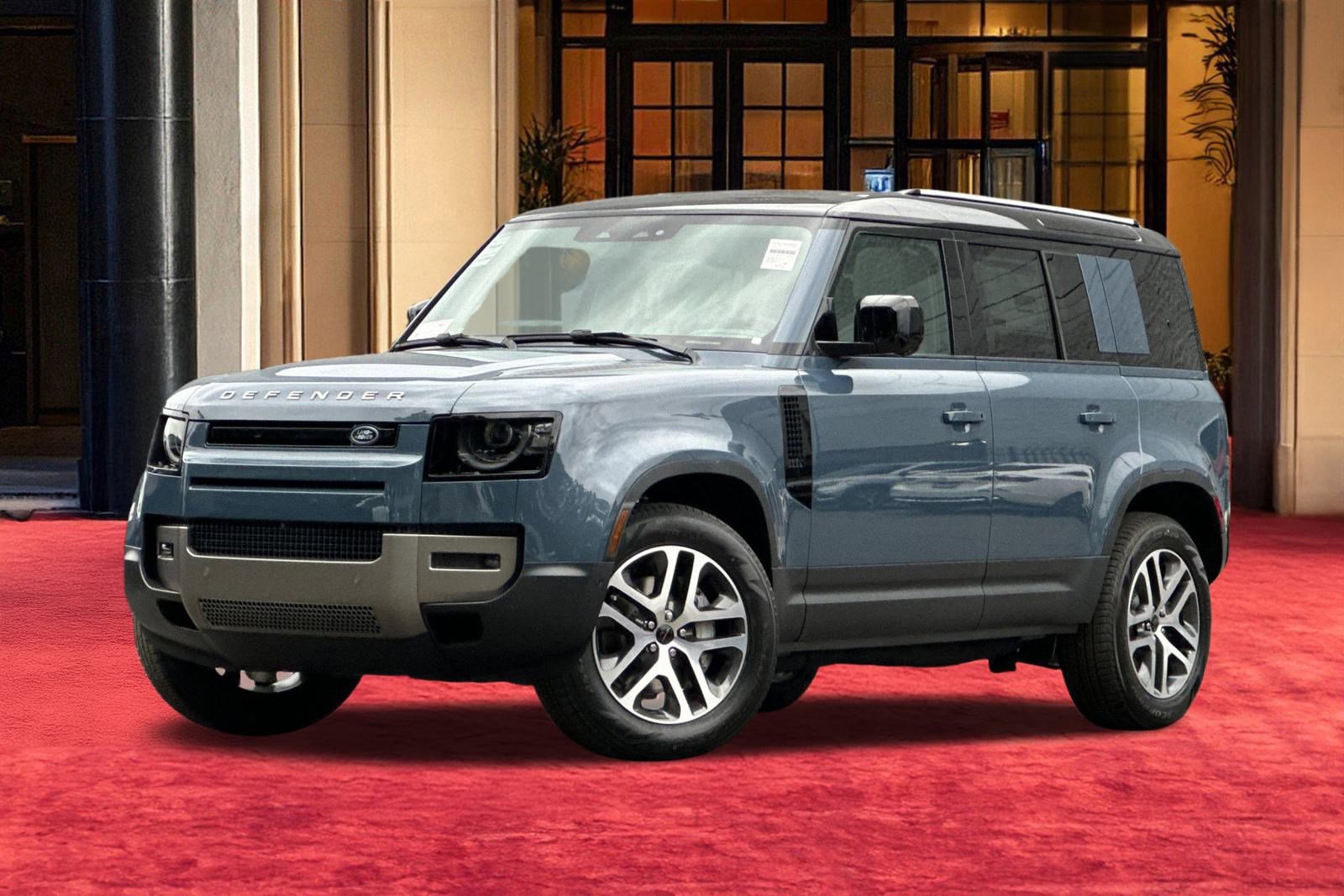 2026 Land Rover Defender S's photo