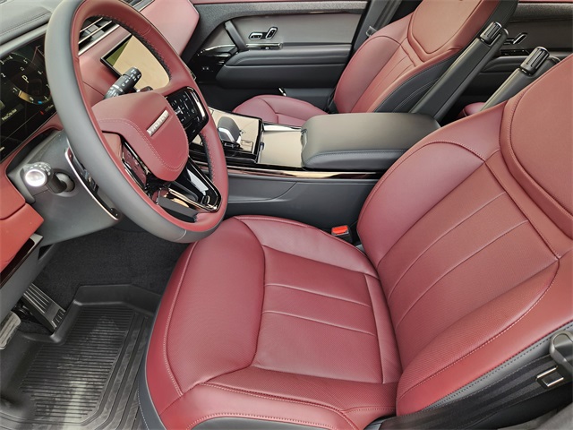 2025 Land Rover Range Rover Sport SE photo 12
