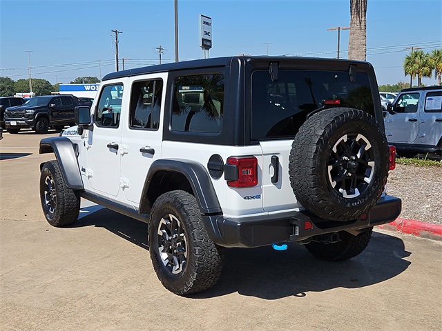2024 Jeep Wrangler Rubicon 4xe photo 3
