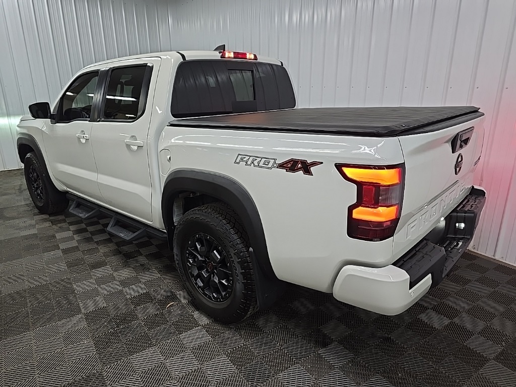 2023 Nissan Frontier PRO-4X photo 9