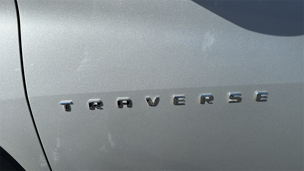 2018 Chevrolet Traverse LS photo 7