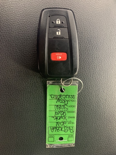 2021 Toyota RAV4 Hybrid XLE photo 27