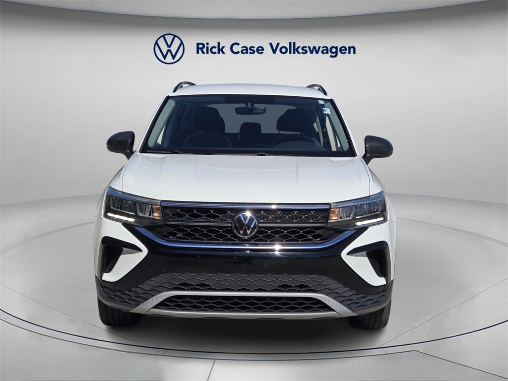 2023 Volkswagen Taos S photo 3