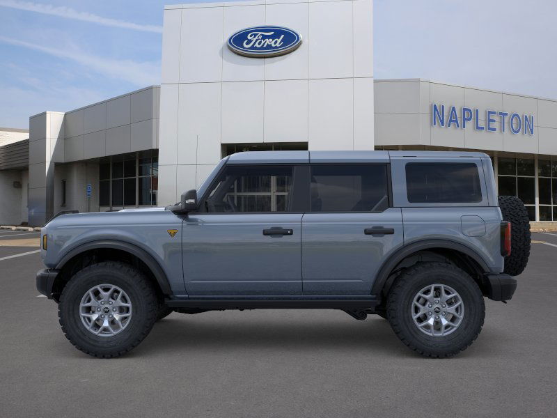 2025 Ford Bronco Badlands photo 3