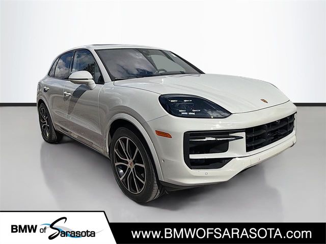 2024 Porsche Cayenne Base