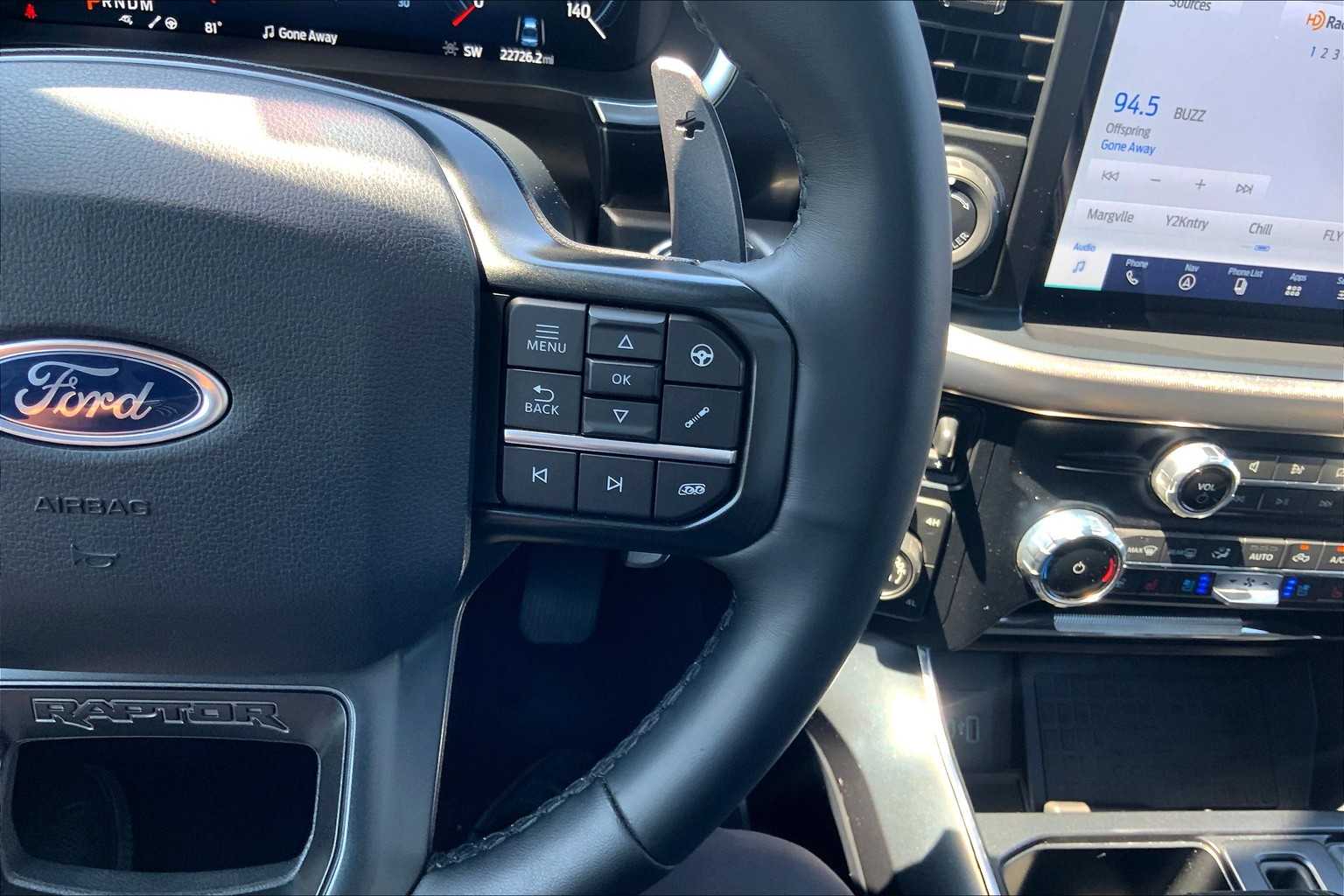 2022 Ford F-150 Raptor photo 22
