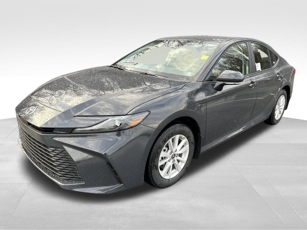 2026 Toyota Camry LE's photo