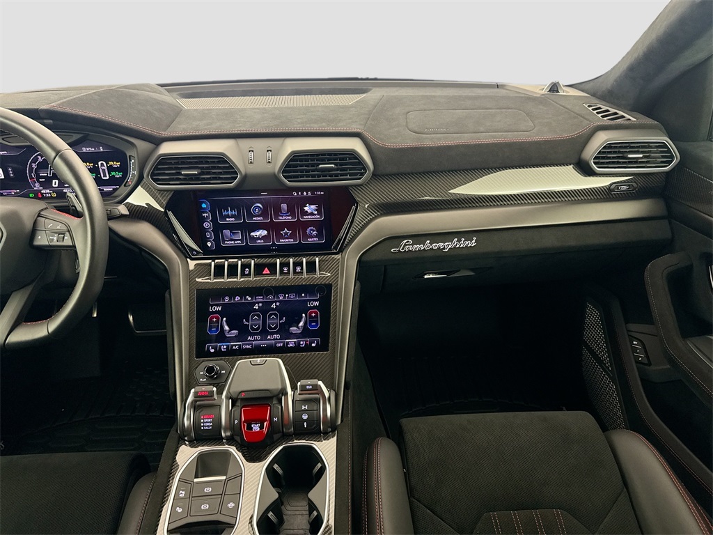 2023 Lamborghini Urus Performante photo 25