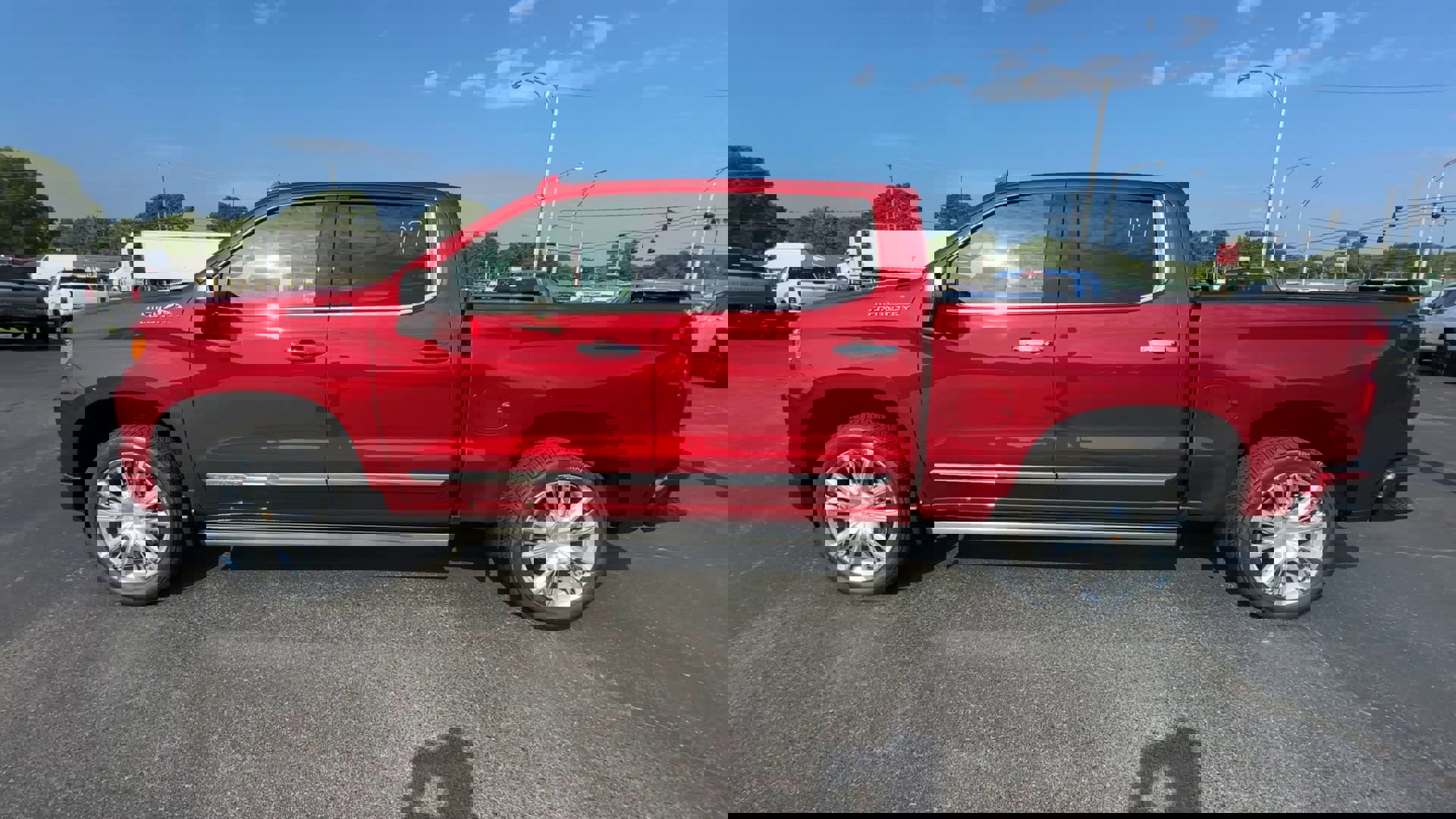 2025 Chevrolet Silverado 1500 High Country photo 4