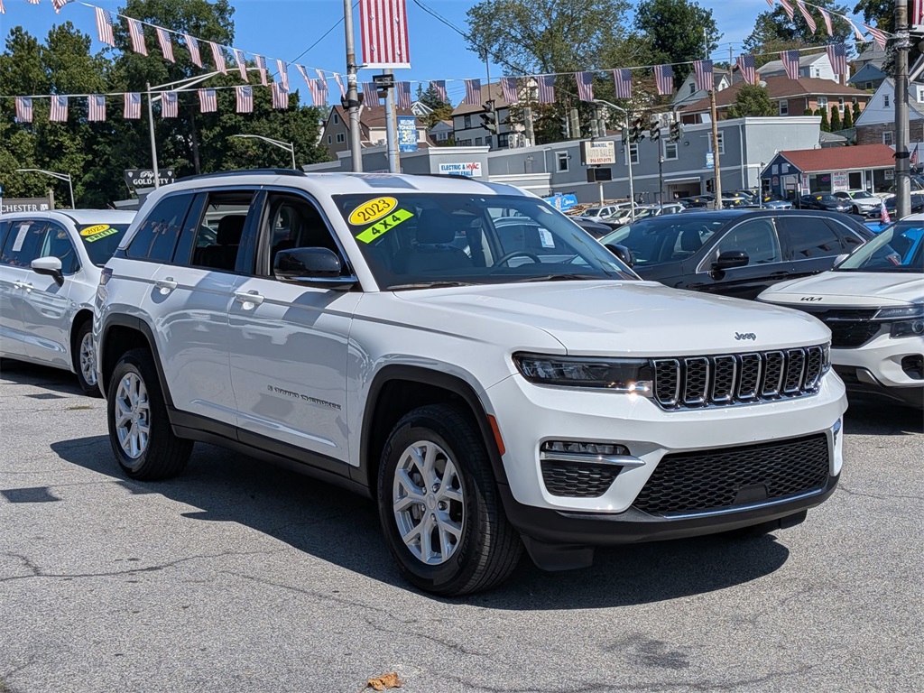 2023 Jeep Grand Cherokee Limited photo 2